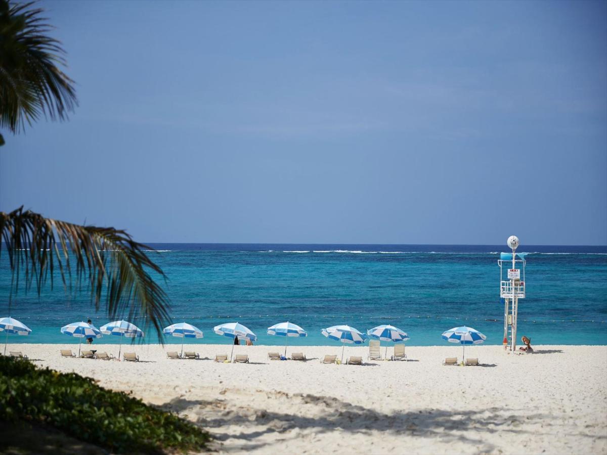 Palace In Moon Beach Onna Kültér fotó